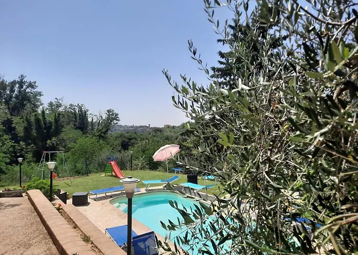 Il Mandorlo * Ficulle