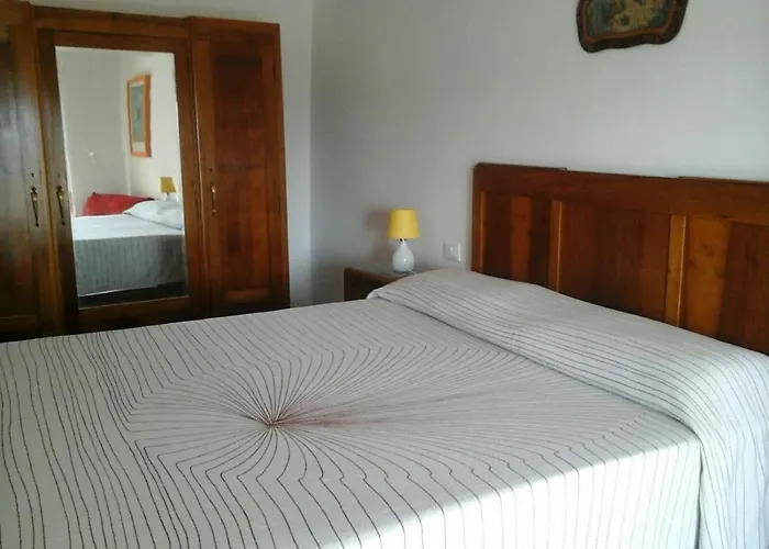 Il Mandorlo * Ficulle