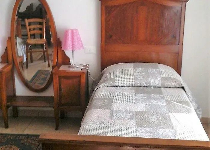 Il Mandorlo * Ficulle